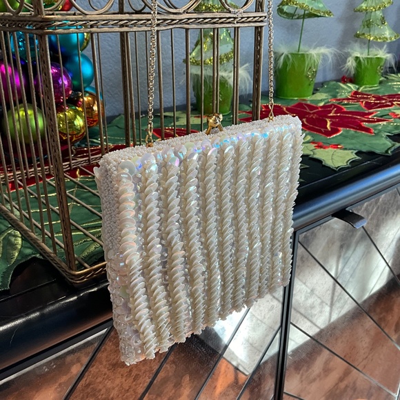 Vintage Something Old Handmade in Hong Kong Bridal Sequin Pearl Clutch B… - Picture 4 of 9